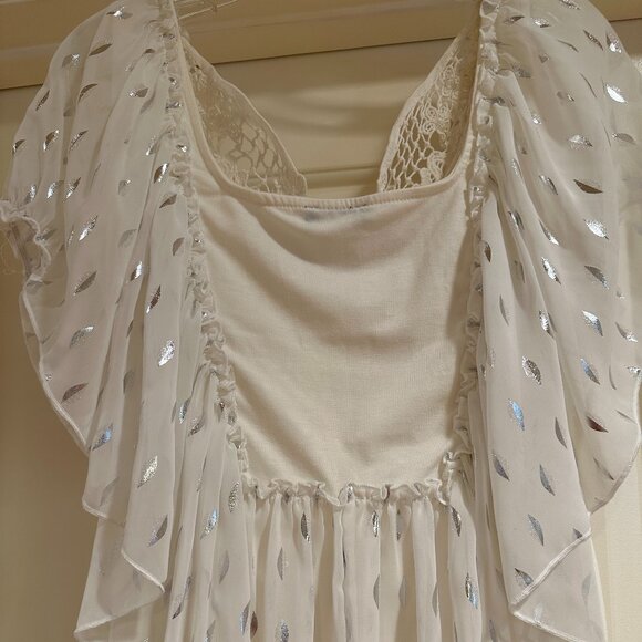 VENUS Ruffle Top - Picture 5 of 6